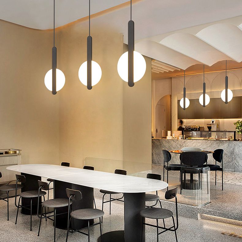 Éclairage de pendentif en acrylique noir