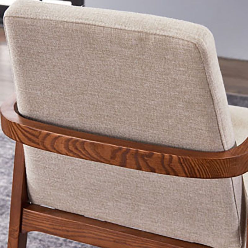 Silla de comedor de madera tradicional para uso doméstico Silla acolchada con respaldo sólido con brazo