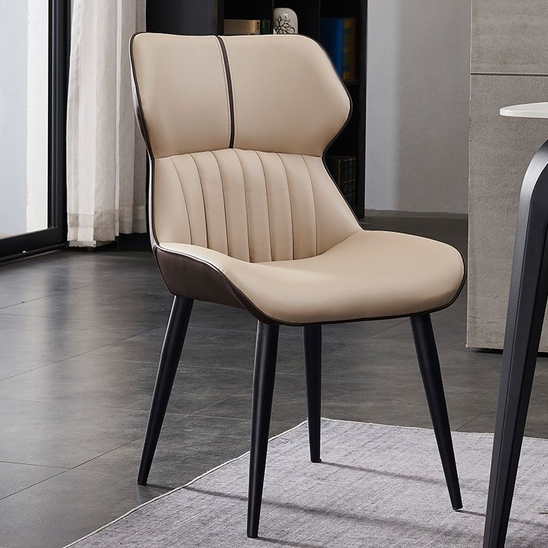La salle à manger contemporaine en cuir PU préside le fauteuil latéral à oreilles pour un usage domestique