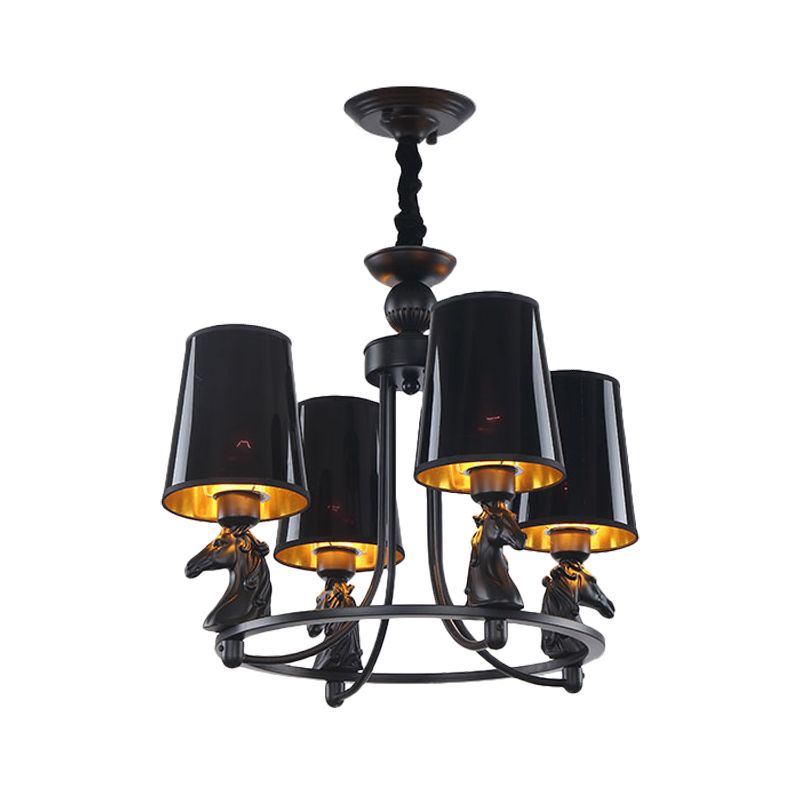 Lampe à lustre évasée en fer traditionnel pendentif de plafond 4/6/8-léger avec des détails en résine en noir