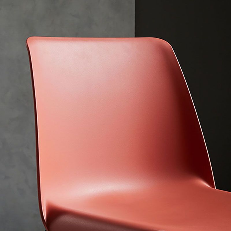 Sedia in stile contemporaneo sedia laterale senza braccio con zampe metalliche