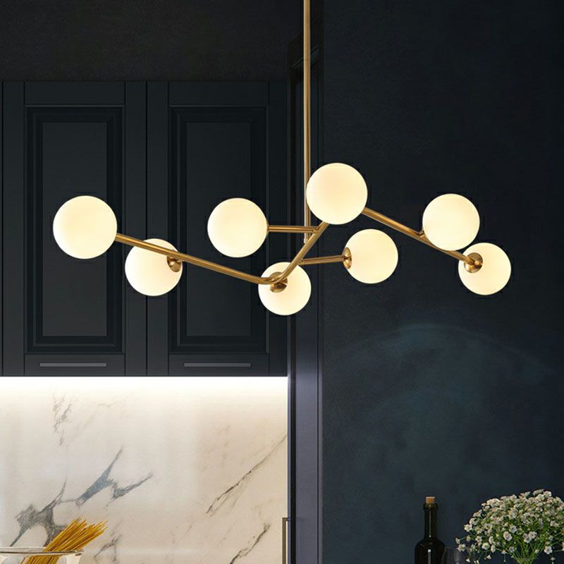 Molecule kroonluchter met messing afwerking Eenvoud 8 lampen Metalen ophanglamp met bolglazen kap