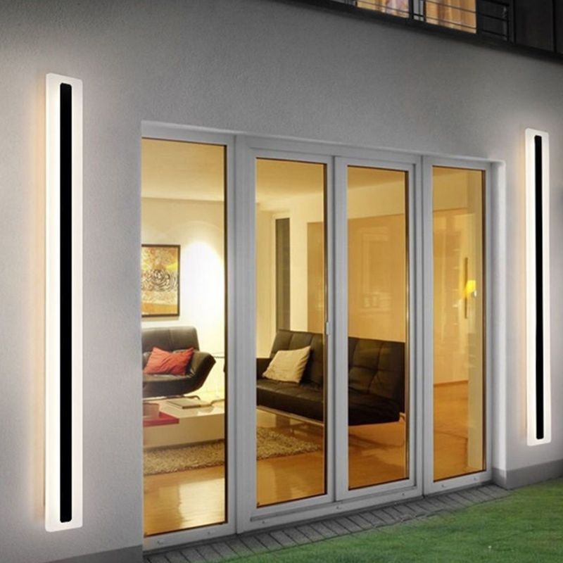 Metal Linear Shape Wall Light Modern 1 Light Wall Mount Fixture in Black