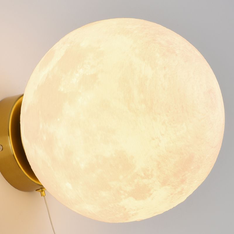Cartoon Style Iron Wall Light Ball Shape Wall Lamp for Children's Room (Included Doll)
