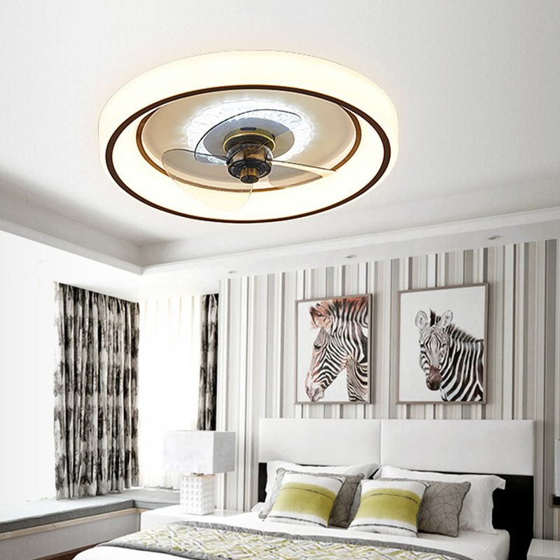 Schlafzimmer LED -Lüfterlampenlampe minimalistische weiße Halbflush -Licht mit kreisförmiger Acrylschatten