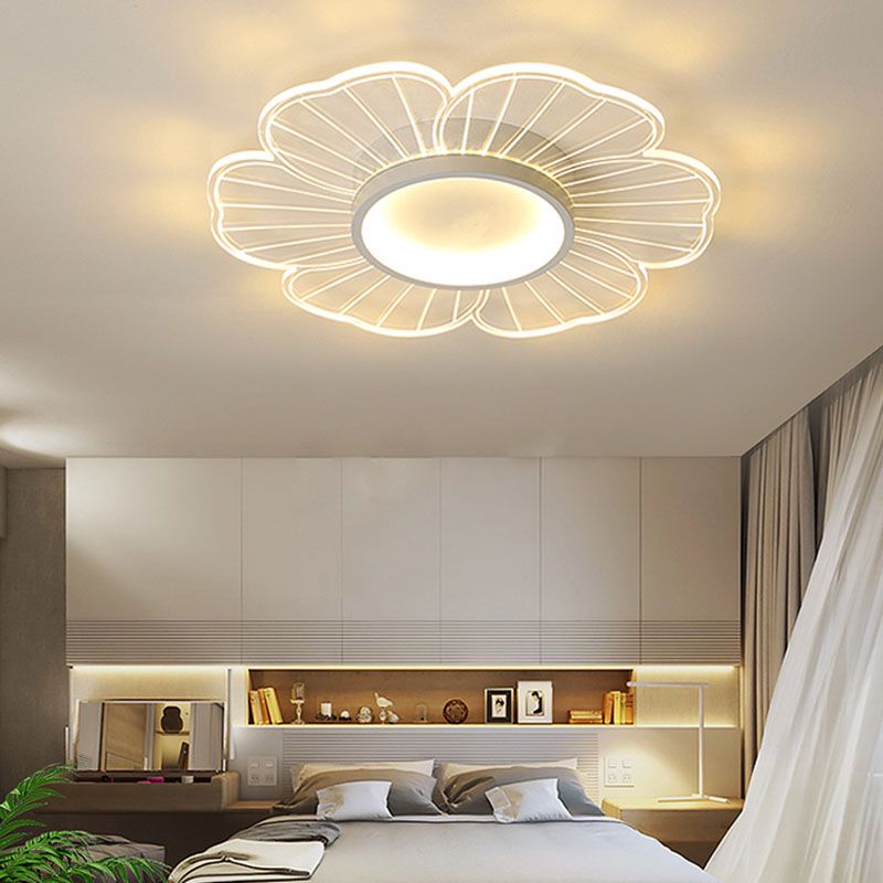 Modern Flower Shape Ceiling Fixture Metal Flush Light with Acrylic Shade for Living Room