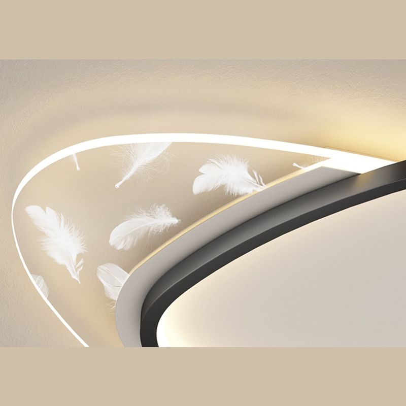 Verspreid ovale LED-plafondlamp in moderne eenvoud, smeedijzeren plafondarmatuur voor binnenruimtes