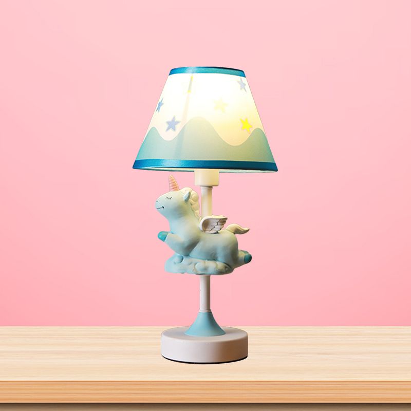 Unicorn Schlafzimmer Nachtlichtharz 1 Licht Cartoon Nachttischlampe in Rosa/Gelb/Blau mit Kegelstoffschatten