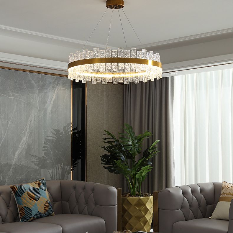 Illuminazione dell'isola rettangolare cristallina increspata luce a led oro minimalista per cena