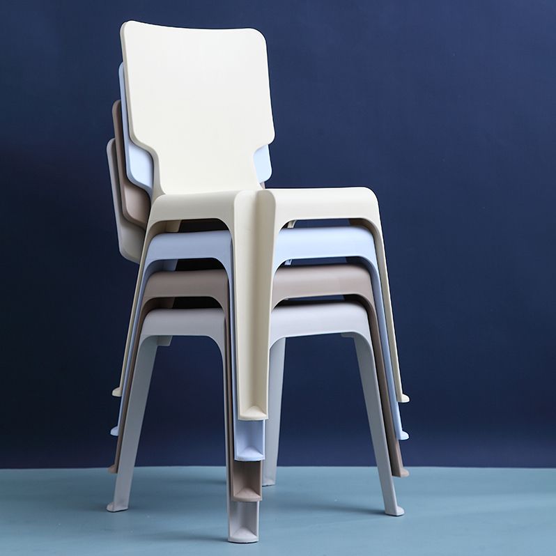Eigentijdse stijl plastic eetwarmeloze stoel stevige achterste eetstoelen voor thuis