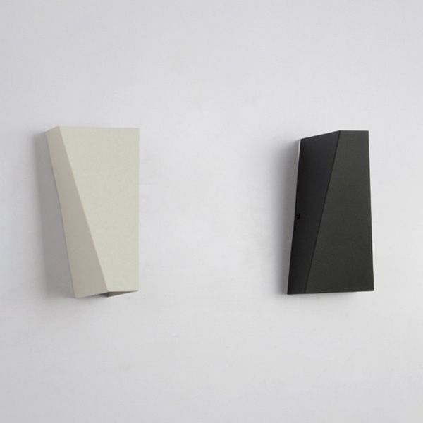 Metal Wall Sconce Lighting Minimalist LED Wall Mounted Lighting