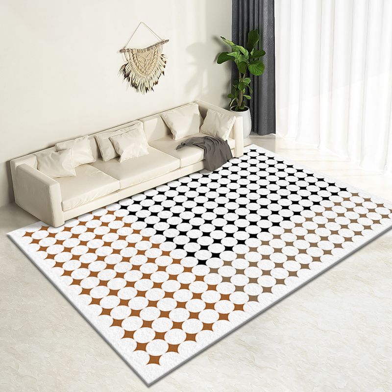 Black Modern Rug Polyester Check Pattern Rug Washable Indoor Rug for Living Room