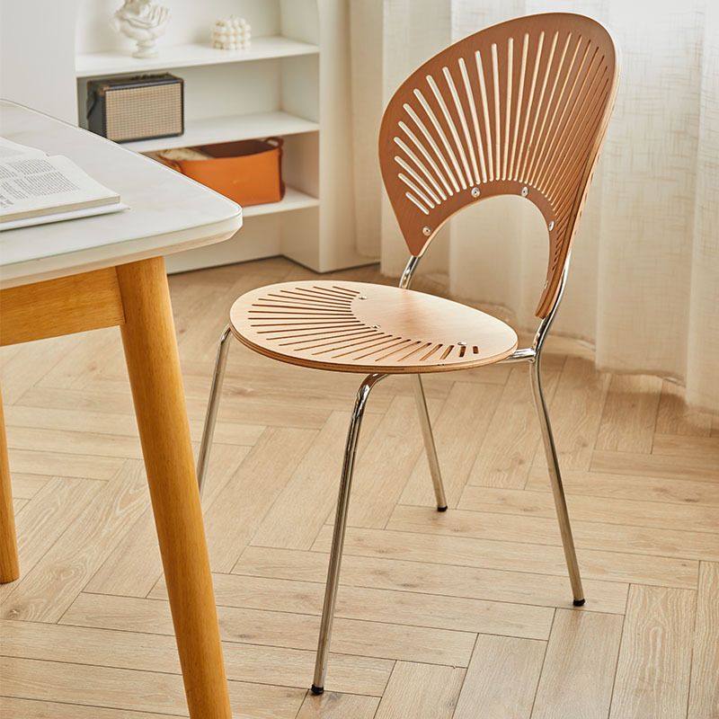 Juego de sillas de comedor de metal Silla lateral ovalada con respaldo abierto de estilo contemporáneo