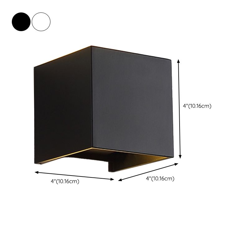 Square Shape Wall Mount Lamp Modern Style Metal 2 Lights Sconce Lamp in Black/White