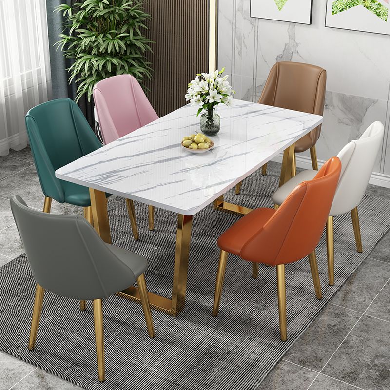 Metal Traditional Luxury Rectangle Table intérieure Table de pierre fritrée blanche avec base de traîneau