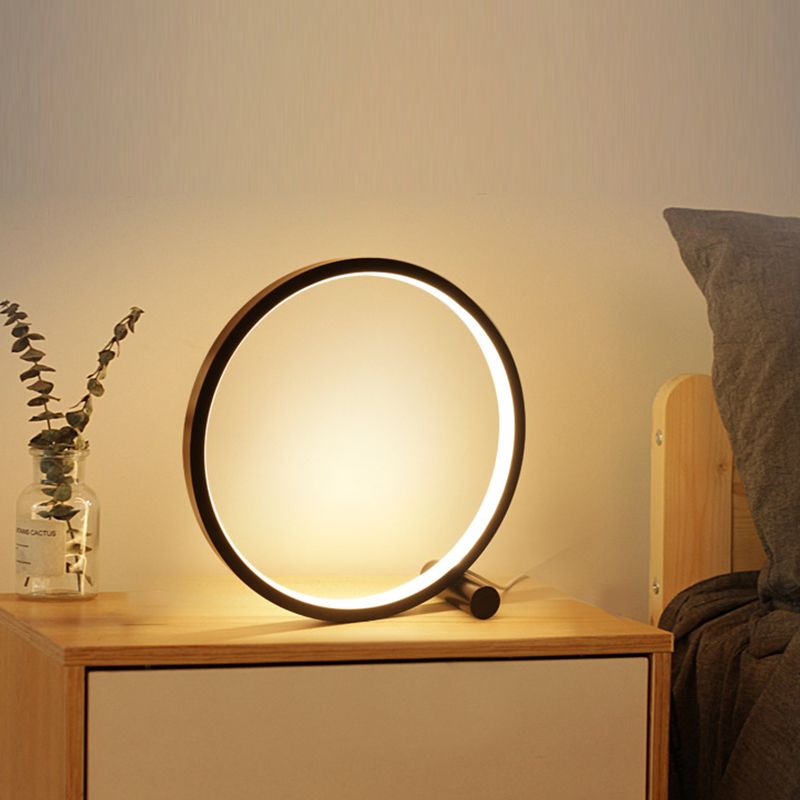 Lampada da tavolo circolare in alluminio Lampada da scrivania Nordic Touching Switch a 1 luce per camera da letto
