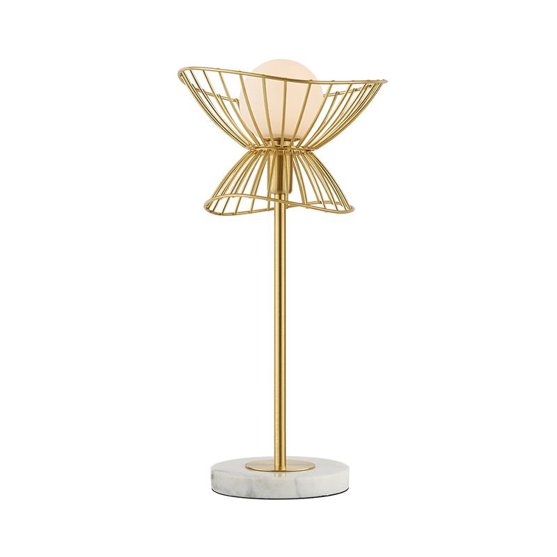 Globe Metal Night Table Light Moderniste 1 Bulbe Gold Trill Stand pour salle d'étude