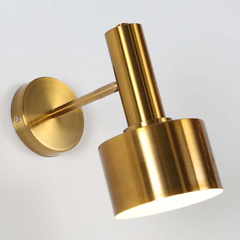 Postmodern Metal Wall Sconce 1 Blub Golden Wall Mounted Light Fixture for Bedroom