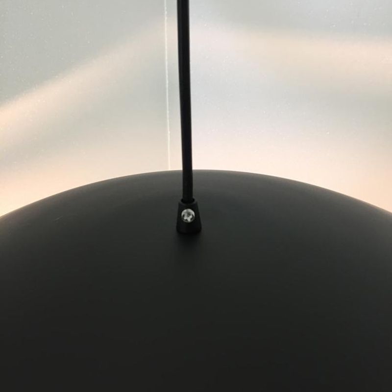 Luce a ciondolo interno minimalista, illuminazione a sospensione in metallo piatto in metallo a 1 luce