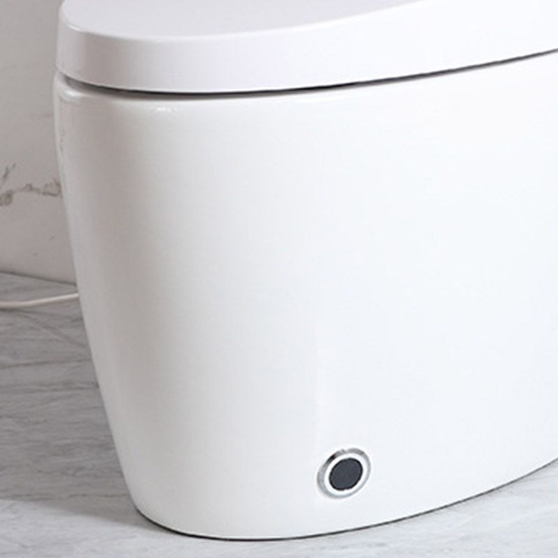Contemporary One-Piece Toilet Bowl Floor Mounted White Urine Toilet for Washroom