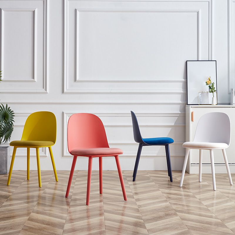 Modern Style Side Chair Plastic Upholstered Dining Side Chair for Indoor