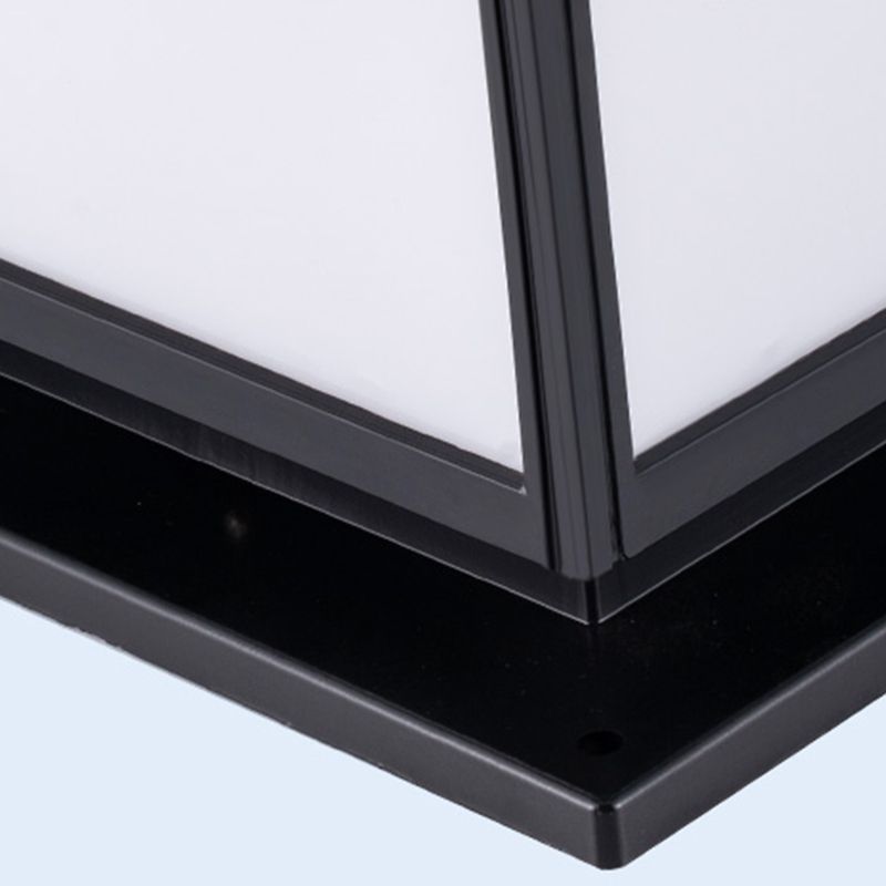 Contemporary Pillar Light Minimalist LED Solar Lighting Fixture for Garden