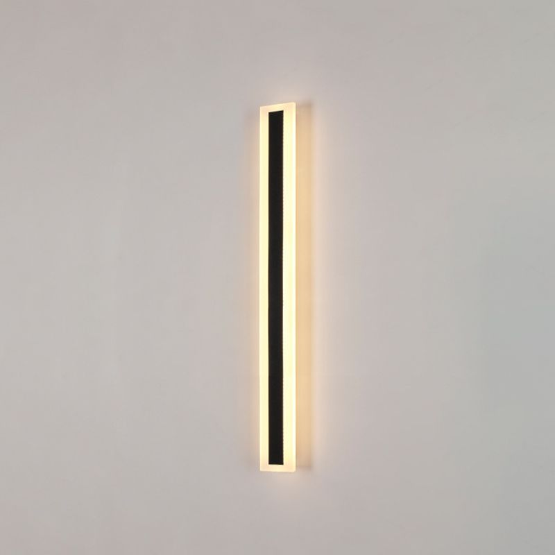 Metal Linear Shape Wall Light Modern 1 Light Wall Mounted Fixture in Black