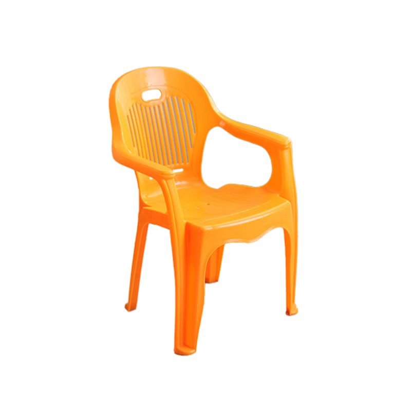 El plástico interior moderno que cena el brazo preside Windsor apilable que cena los sillones