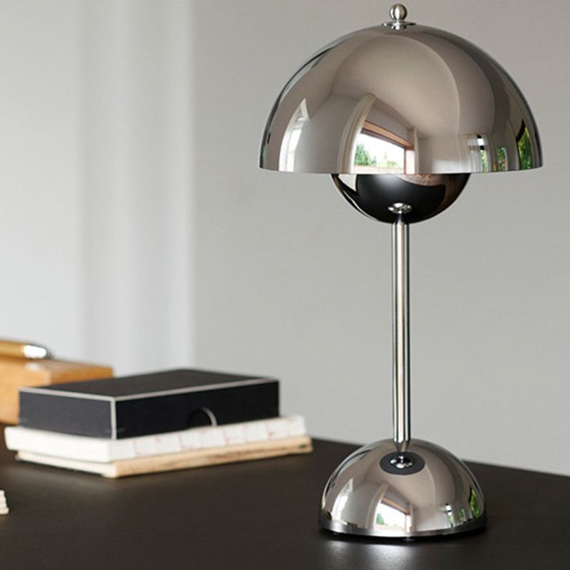 Colorful Macaron Desk Lamp Modern Style Desk Lighting Fixture for Sitting Room