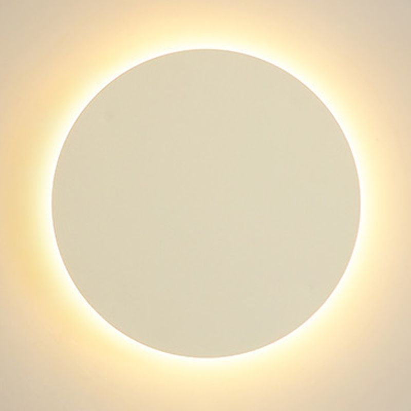 Modern Style Circle Shape Wall Sconce Metal 1 Light Sconce Lighting for Living Room