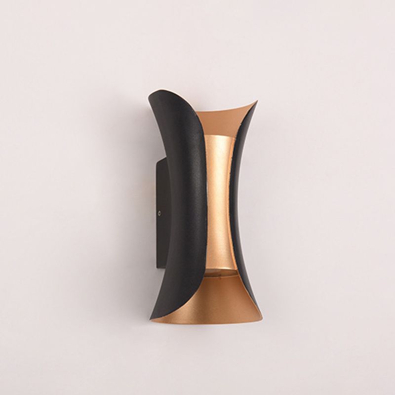 Luces de apliques de pared de 2 luces Estilo moderno Lámpara de pared de aluminio en negro y dorado
