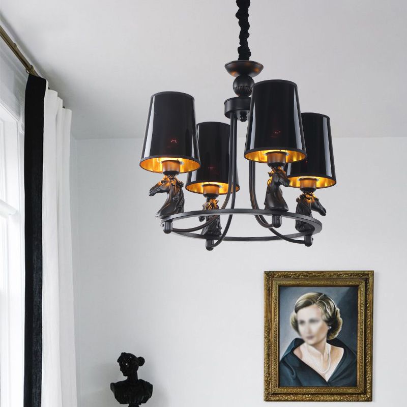 Lampe à lustre évasée en fer traditionnel pendentif de plafond 4/6/8-léger avec des détails en résine en noir