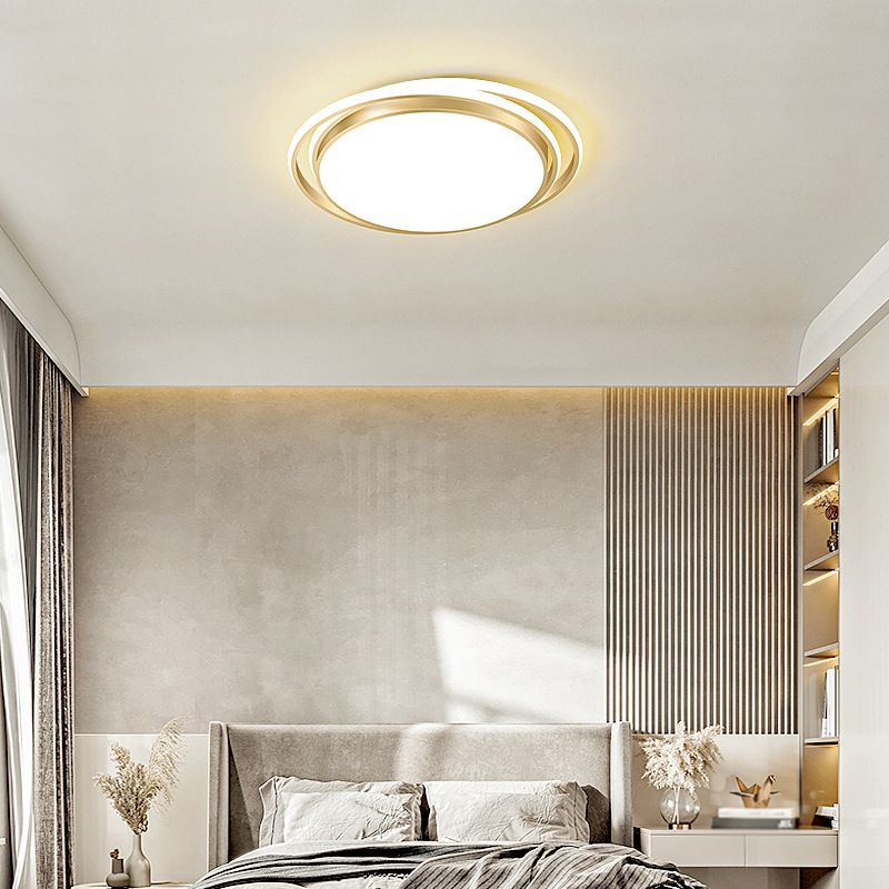 Luz LED circular dorada de montaje empotrado, montaje empotrado de techo de metal minimalista moderno para sala de estar