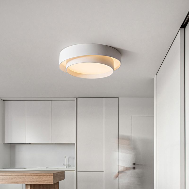 Lámpara empotrada moderna circular de 1 luz LED de metal montada en el techo para dormitorio