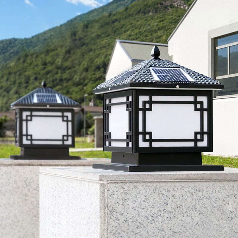 Minimalist Style LED Solar Lighting Fixture with Acrylic Shade for Garden
