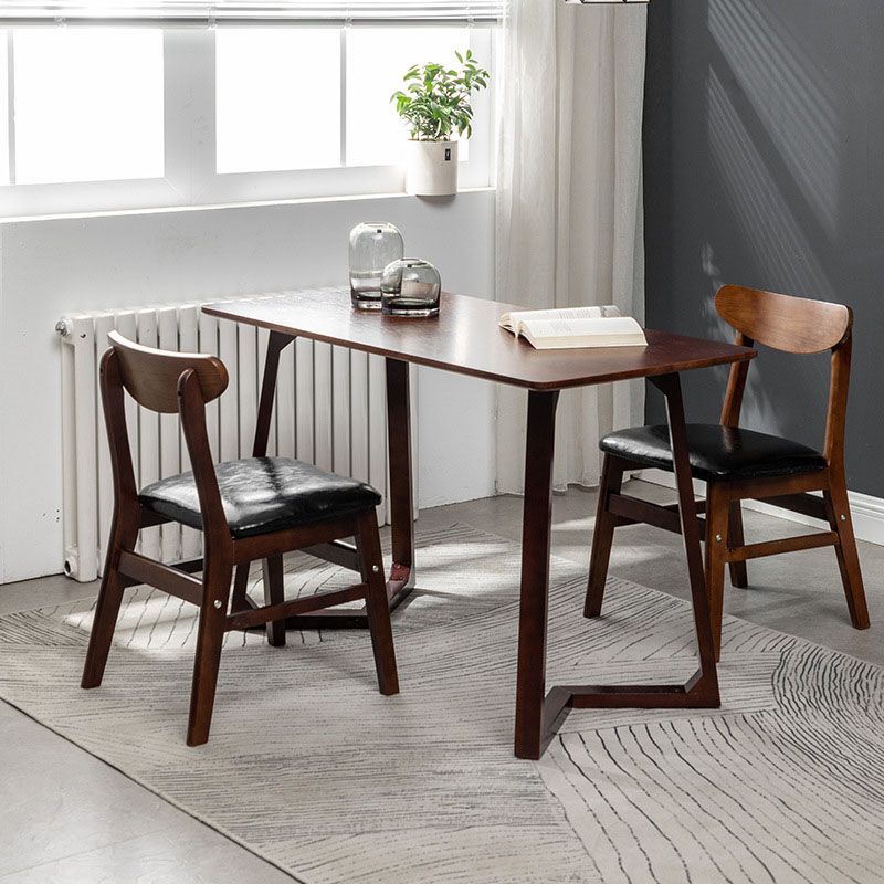 Silla lateral casera tapizada escandinava Silla de comedor natural con respaldo abierto