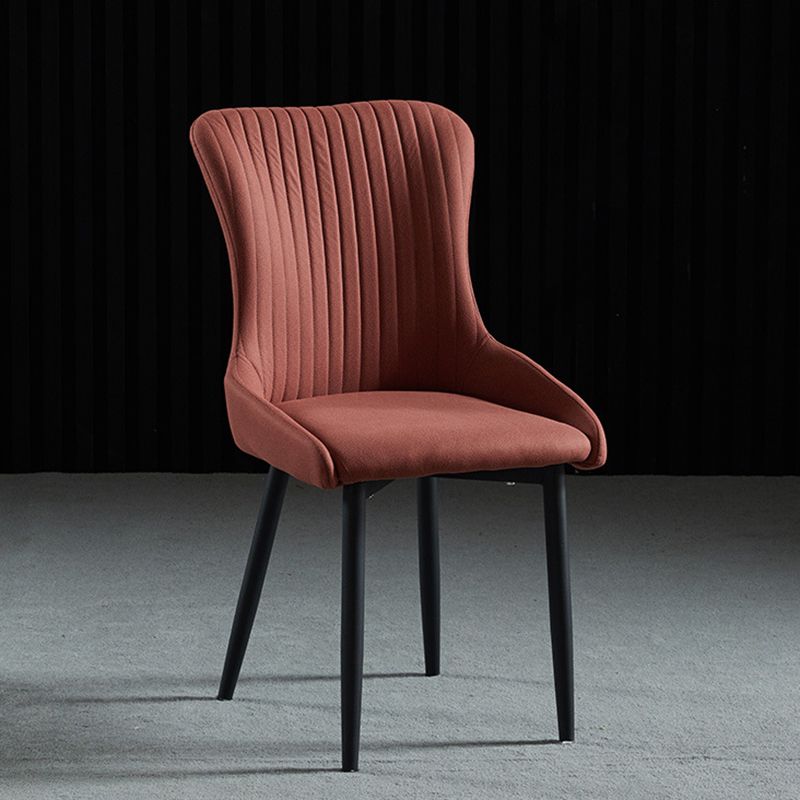 Chaise latéral moderne en cuir en cuir massif solide chaises de salle à manger sans jambes en métal