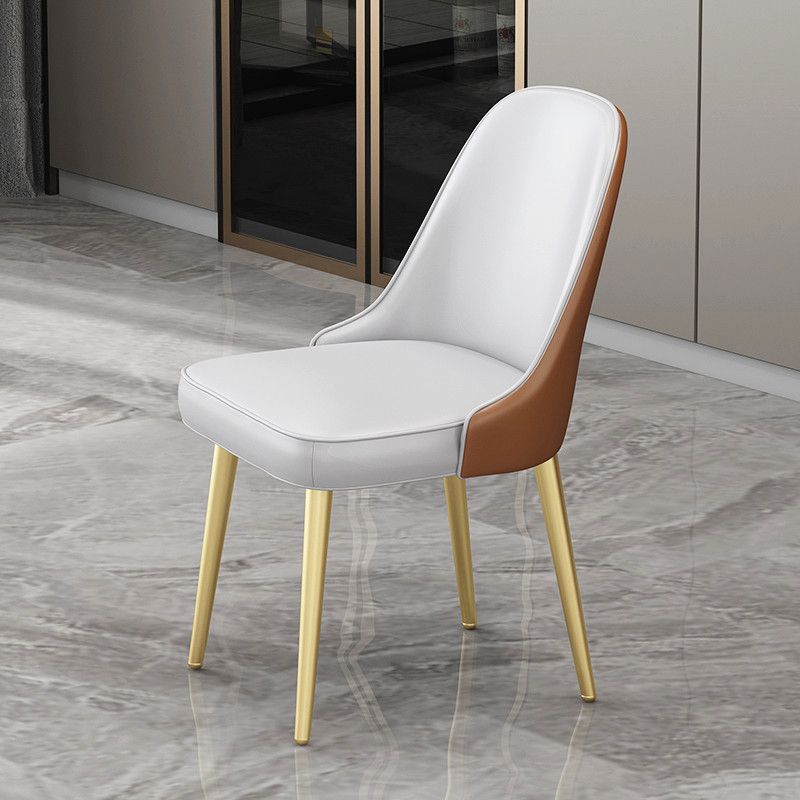Silla auxiliar de comedor con respaldo sólido y brazo escandinavo Silla auxiliar de comedor de cuero
