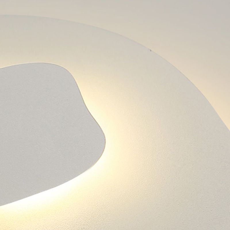 LED Modern Metal Flush Mount Geometric Shape Ceiling Light for Bedroom