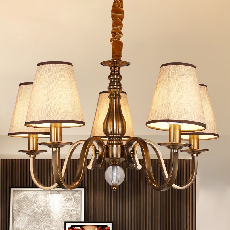 5/8 têtes d'éclairage de lustre avec tissu de nuance conique vintage salon suspendu suspendu en laiton