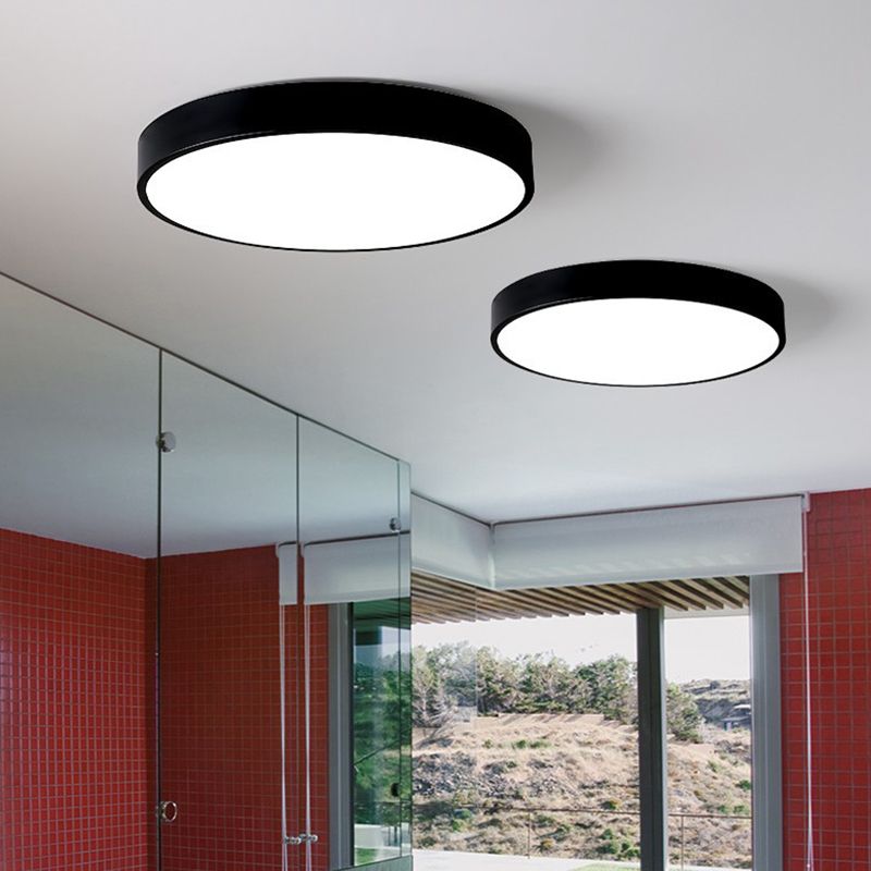 Luces de techo de montaje en superficie LED de metal cilíndrico Luz de montaje empotrado de estilo moderno de 1 luz