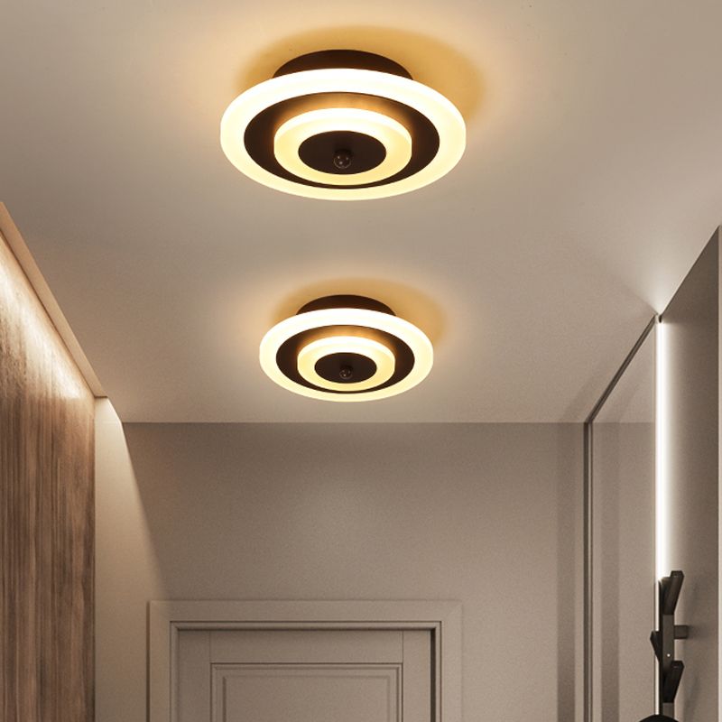 Lámpara de techo pequeña redonda/cuadrada estilo simple acrílico blanco/café LED empotrado en luz blanca/cálida para pasillo
