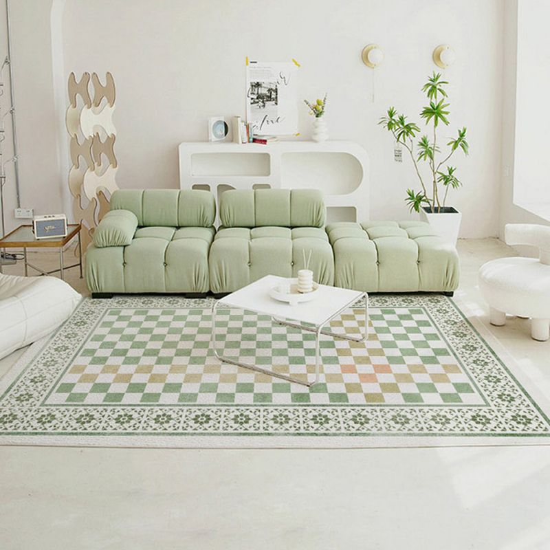 Green Nordic Rug Polyester Grid Pattern Rug Stain Resistant Rug for Home Decoration