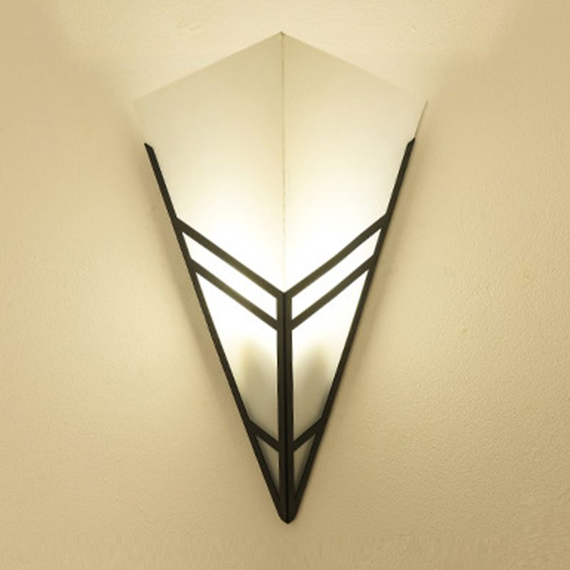 Triangle Modernist Wall Sconce Metal Sconce Light for Hallway