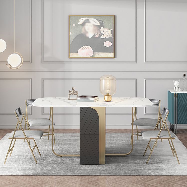 Mesa de comedor rectangular moderna de piedra sinterizada de cabello de 63 "con marco de oro
