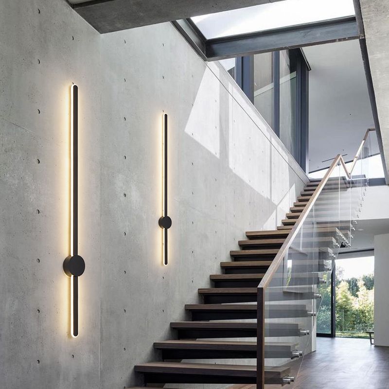 Metal Linear Shape Wall Light Modern Style Multi Lights Wall Mounted Light in Black