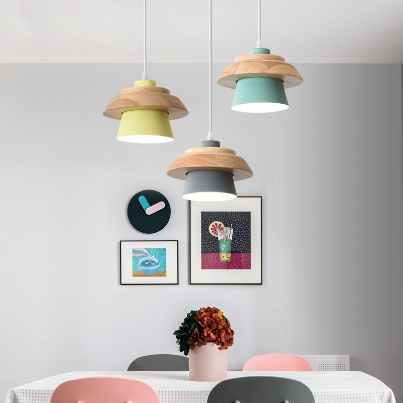 Éclairage de suspension de forme unique