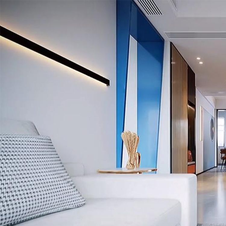 Linear Shape Metal Wall Light Modern Style 1 Light Wall Mount Lamp