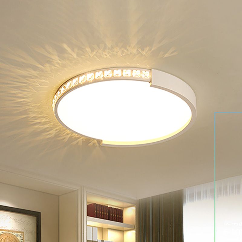 Inlaid Crystal Round Thin Flush Light Minimalism Bedroom LED Flush Mount Ceiling Light Fixture in White