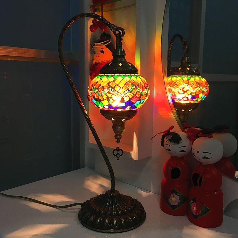 Mesa de dormitorio de brazo curvo Luz de arte retro de vidrio retro bulbo individual blanco/amarillo/naranja lámpara de noche